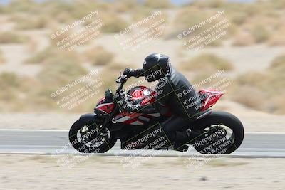 media/May-05-2025-Moto Forza (Mon) [[3c1838c5e5]]/2-B Group/Session 3 (Panning Test Turn 14 Inside)/
